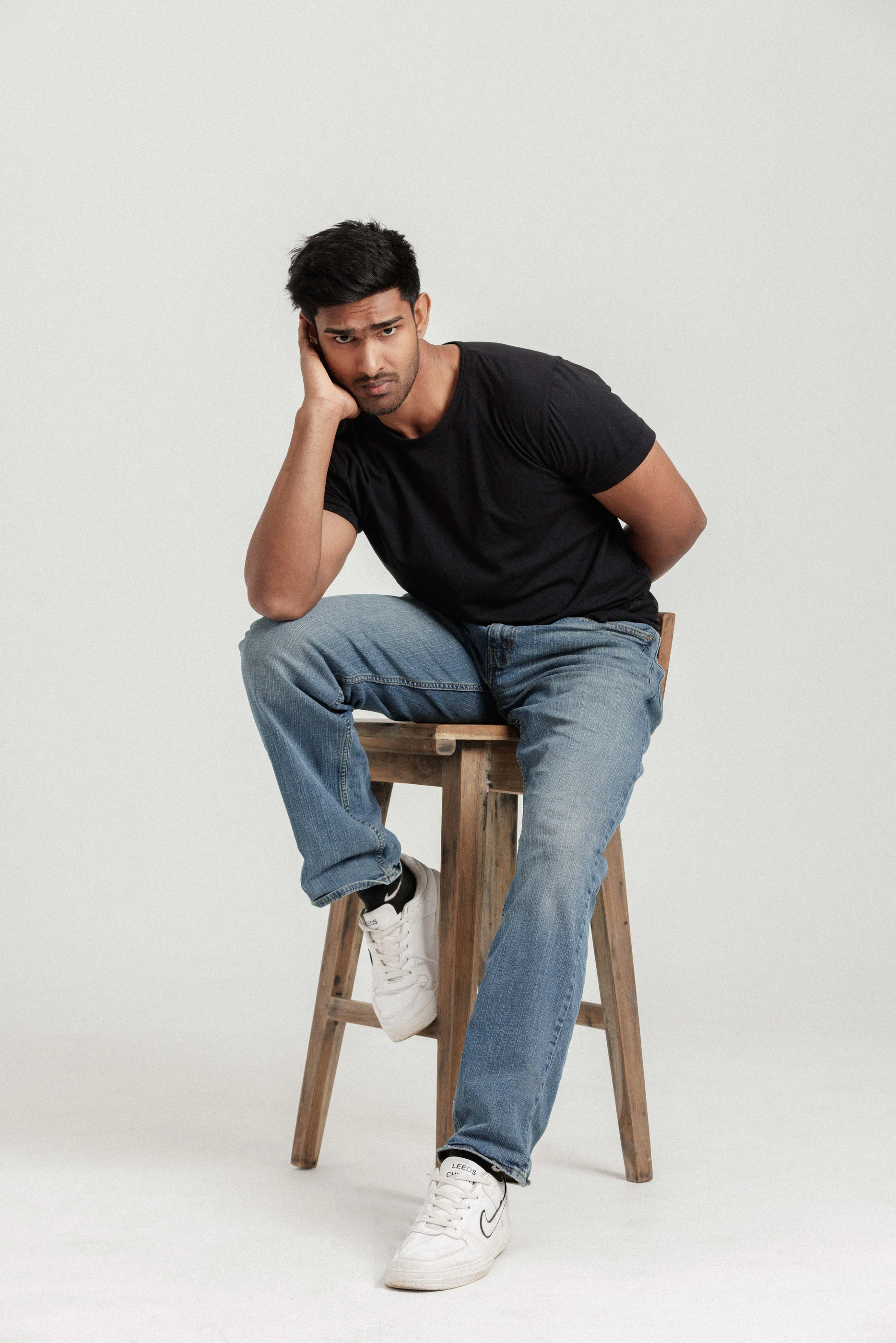 Chamodith Look 8