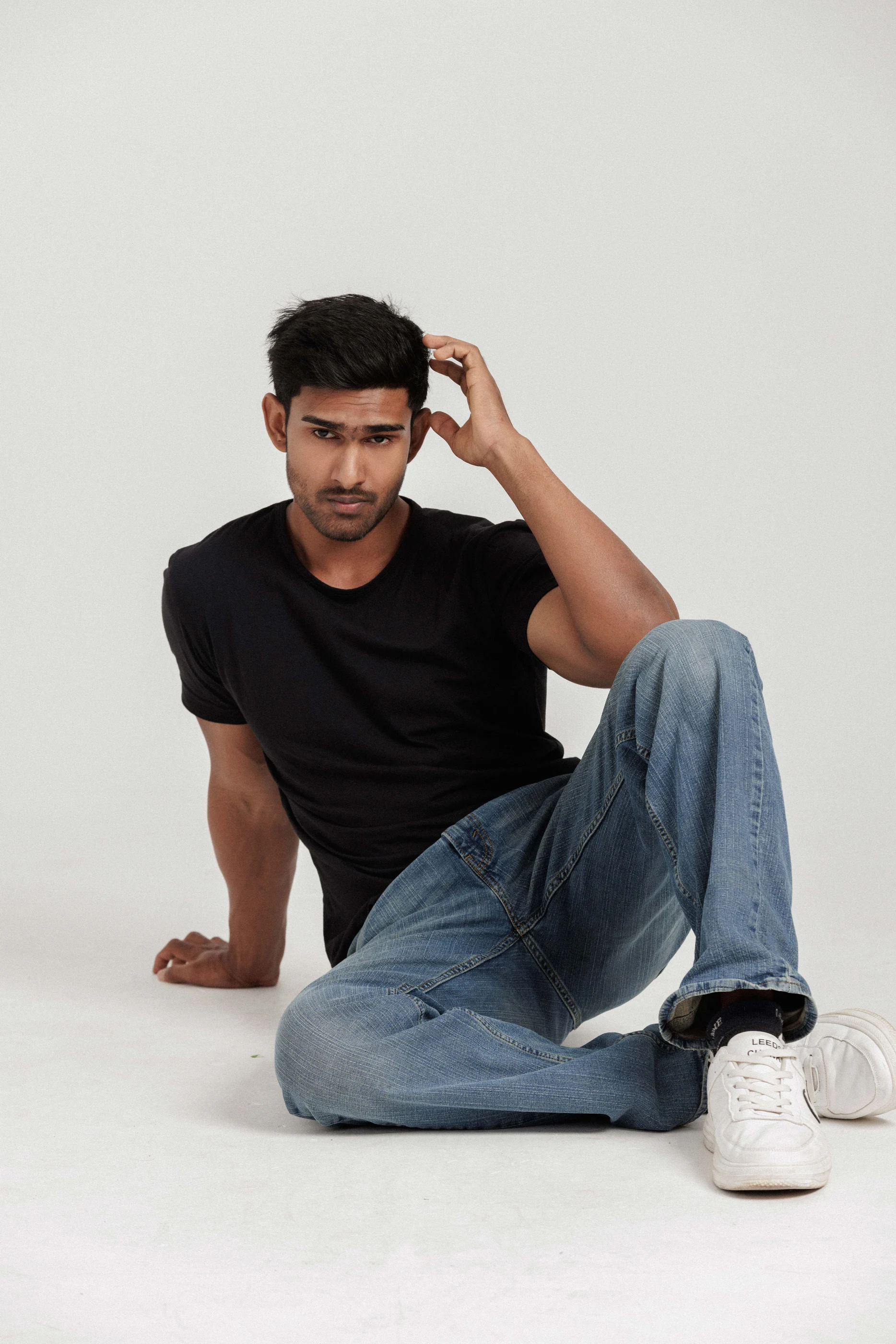 Chamodith Look 10