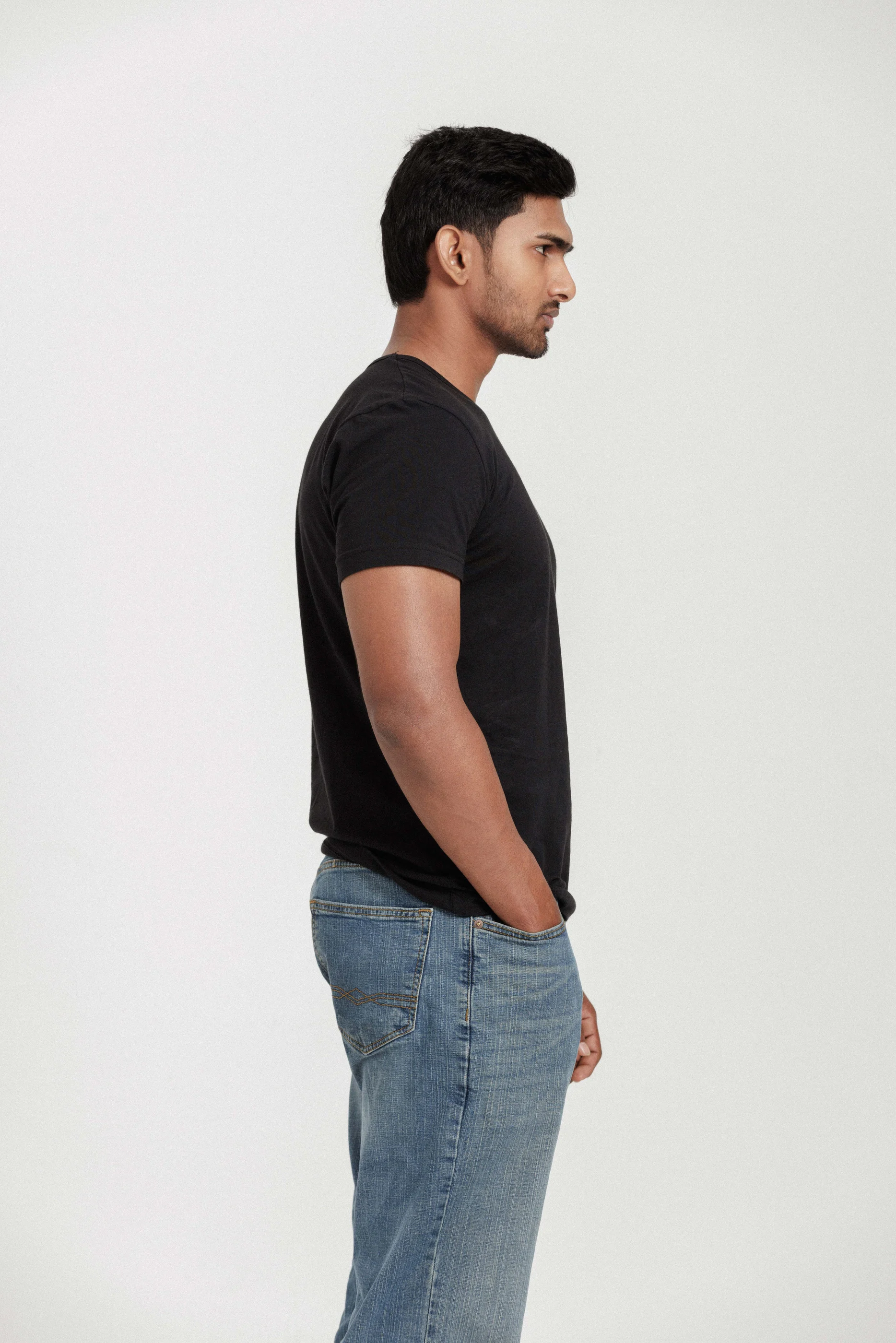 Chamodith Look 6