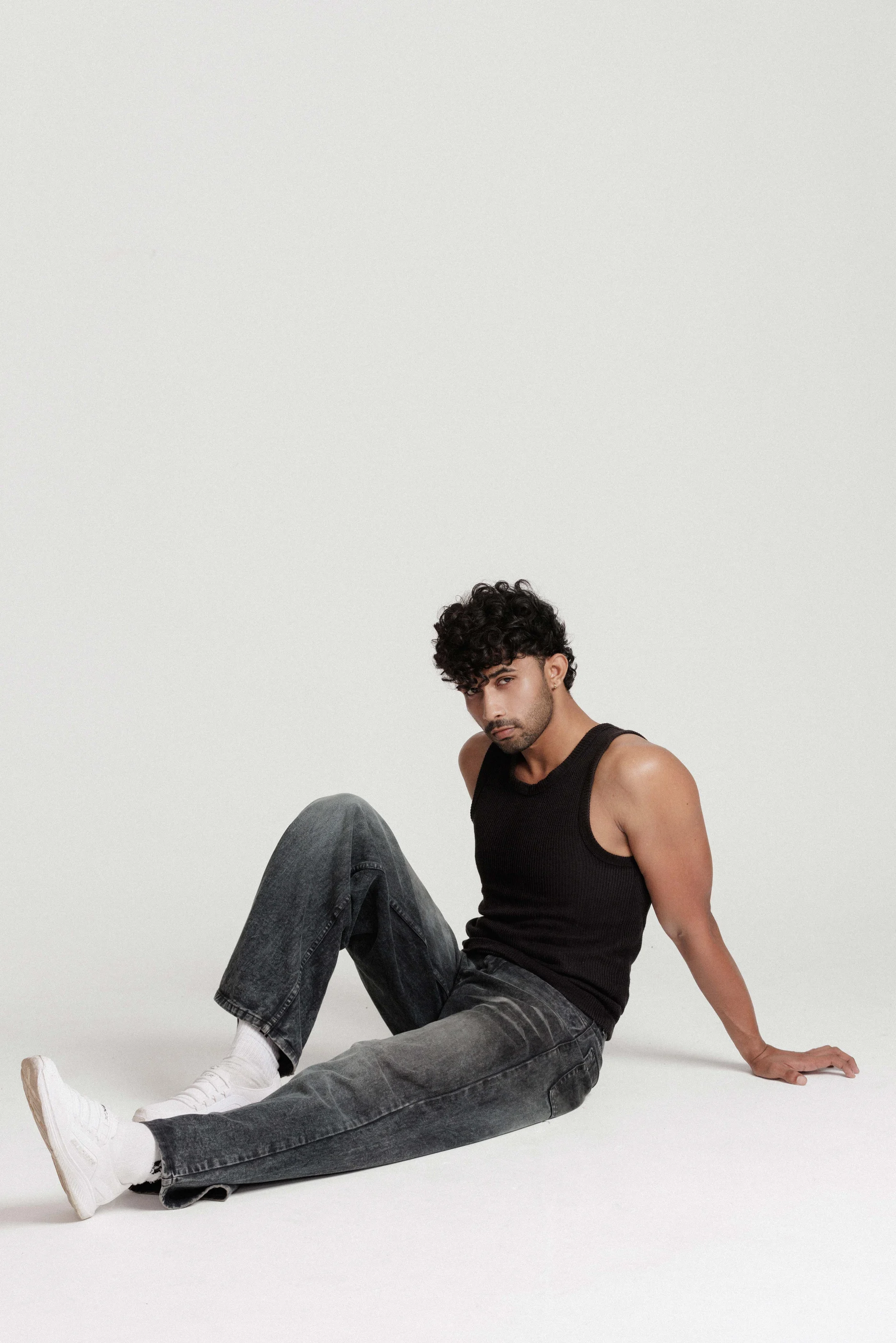 Isuru Look 14